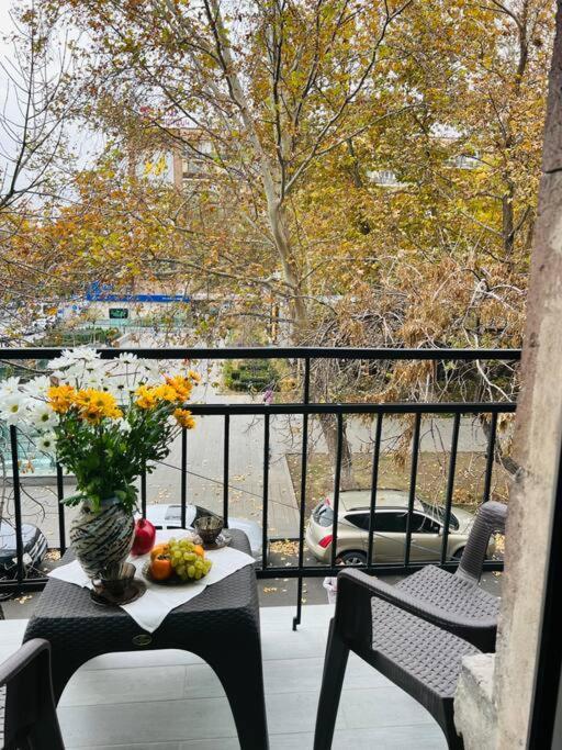Spacious 2 Bedrooms In The Center Of Yerevan Exterior photo